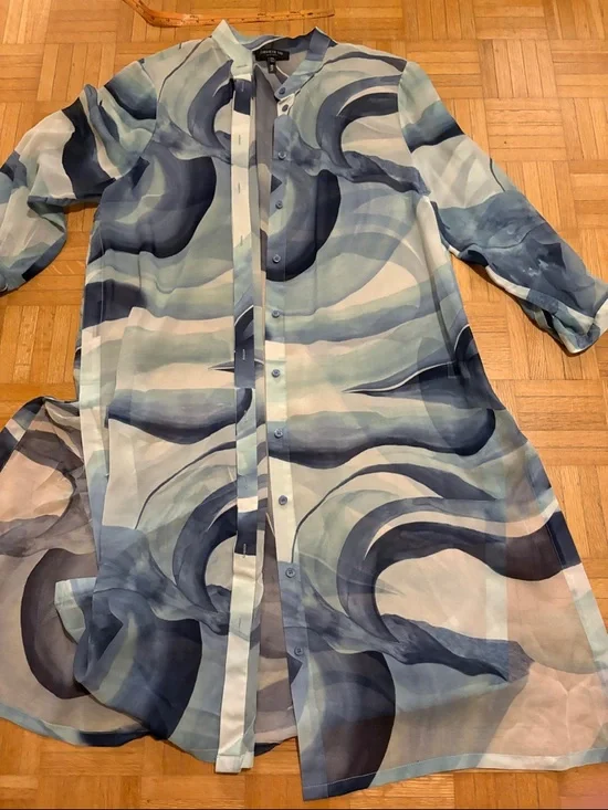 Light Blue Wave-Print Shirt Dress - Women - Picture 10 of 15